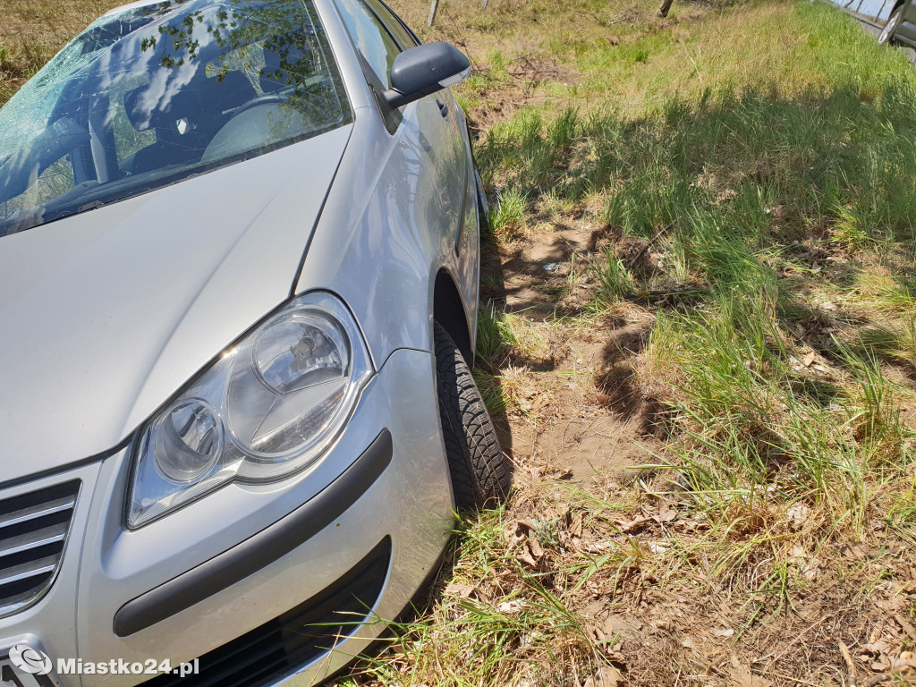 Kolizja volkswagena w pobliżu Barcina