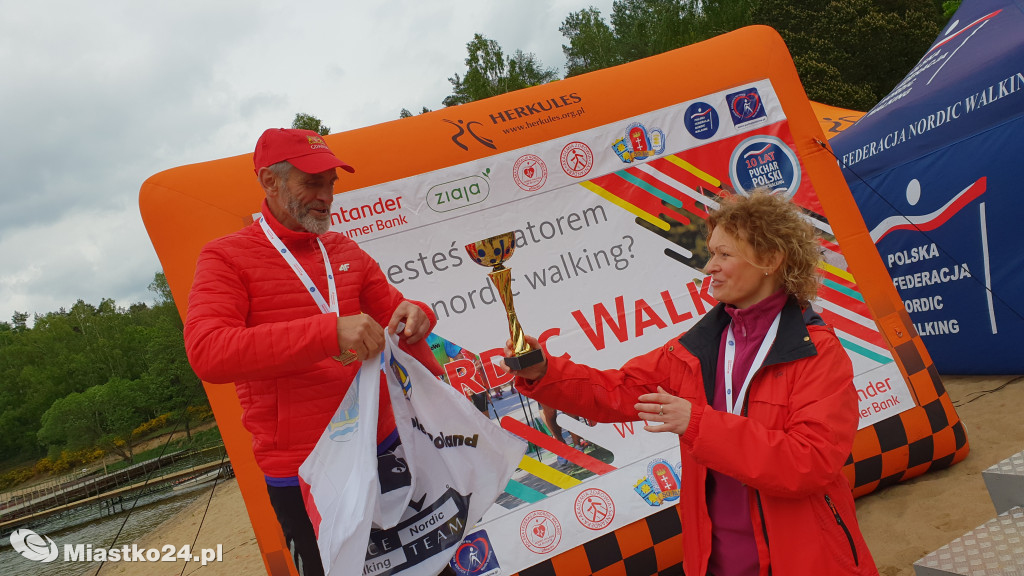 Puchar Nordic Walking i piękne nowofundlandy w Białym Borze