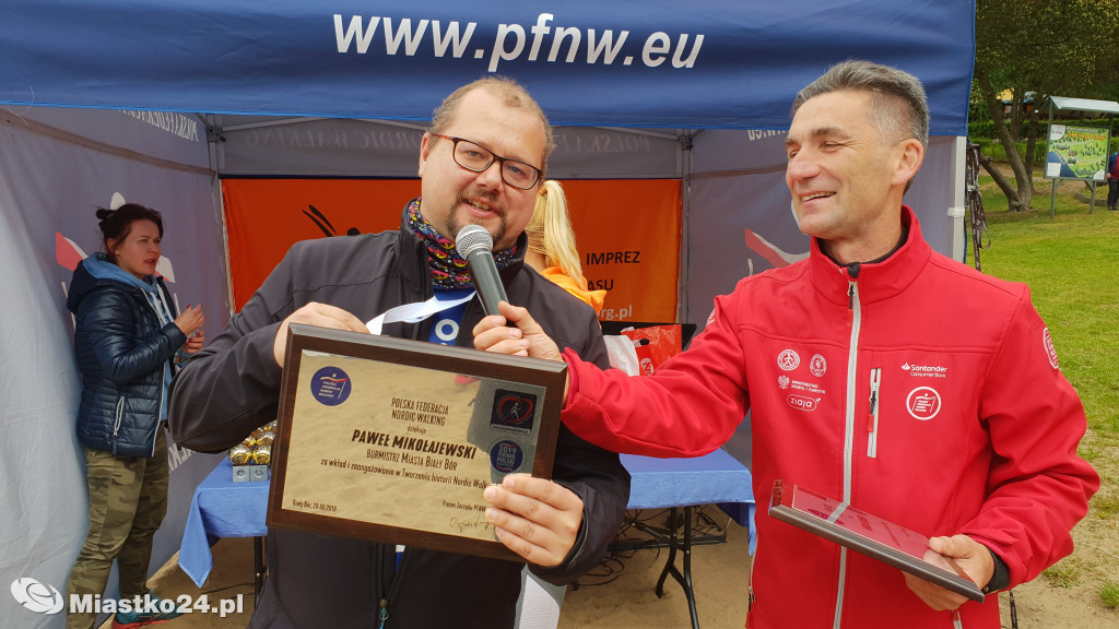 Puchar Nordic Walking i piękne nowofundlandy w Białym Borze