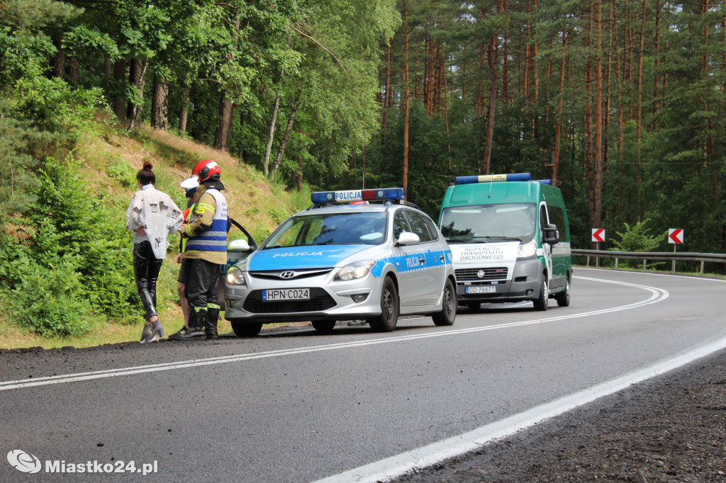 KOLOS w rowie. Wypadek ciężarówki na DK21