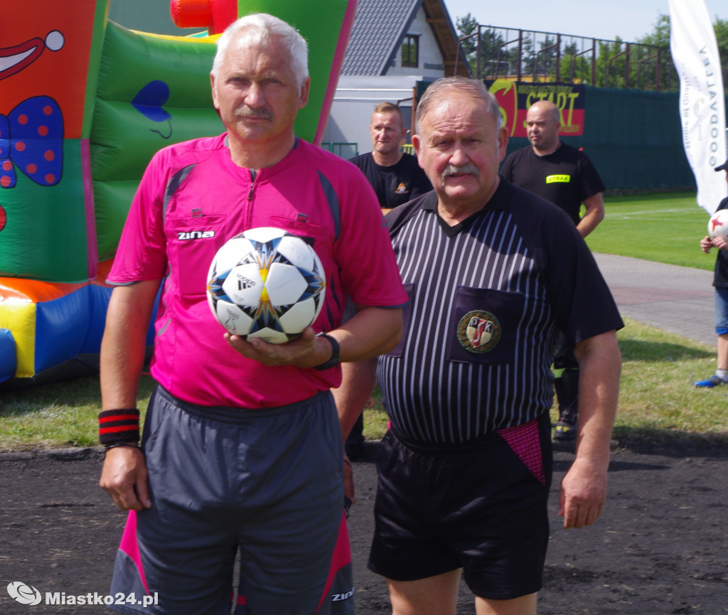 Turniej oldboyów na stadionie w Miastku