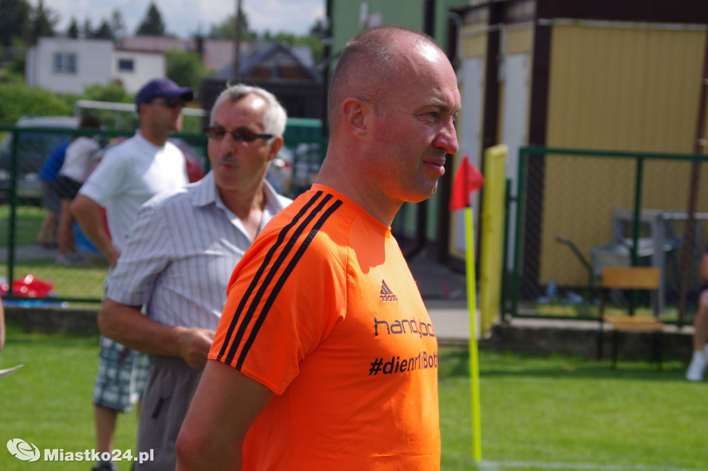 Turniej oldboyów na stadionie w Miastku