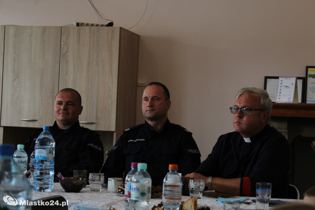 Policja w świetlicy. Bawili się razem z dziećmi!
