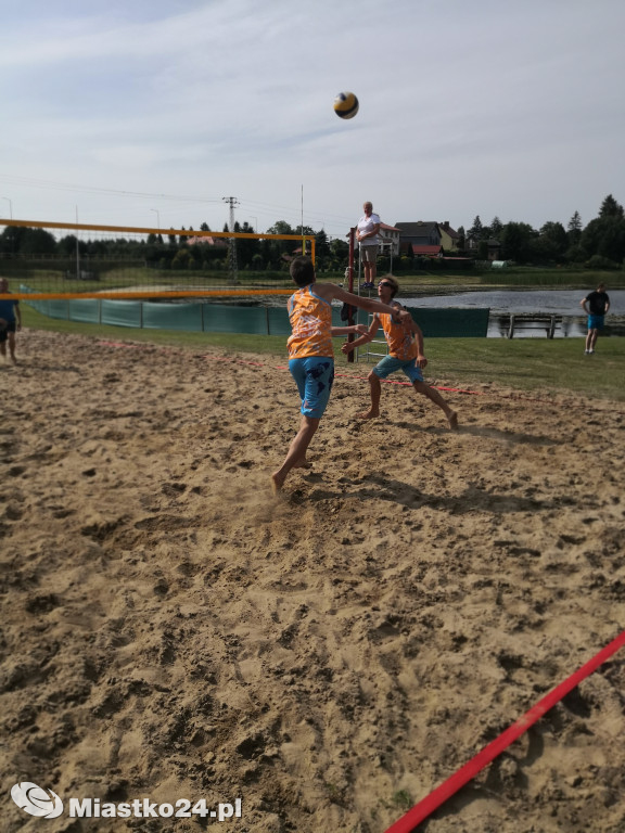 Turniej siatkówki plażowej w Wołczy Małej