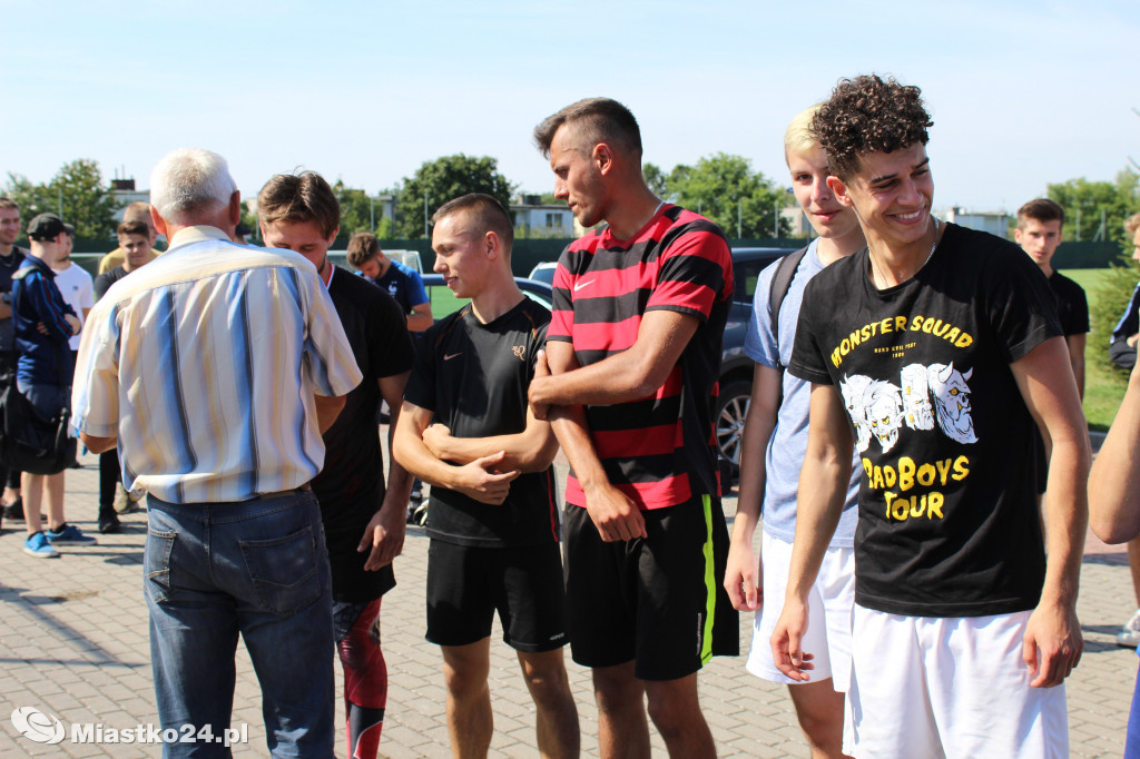 Turniej dwóch Marków na miasteckim stadionie
