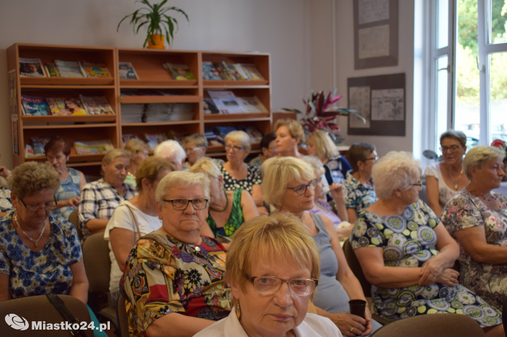 Promocja tomiku poezji ś.p. Krystyny Wojewody