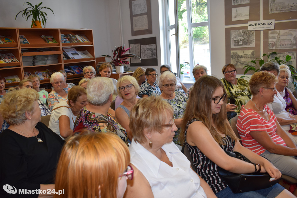 Promocja tomiku poezji ś.p. Krystyny Wojewody