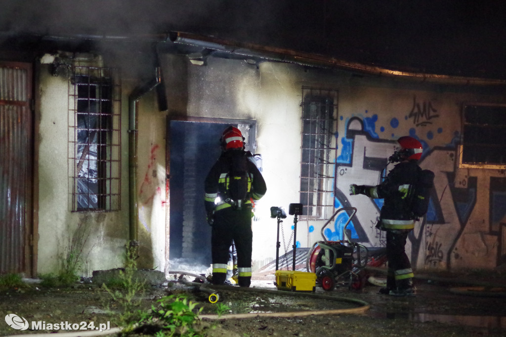 Pożar opuszczonego magazynu na ul. Koszalińskiej