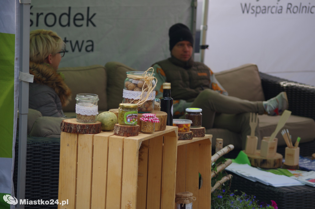 Zawody jeździeckie i kongres gospodyń w Białym Borze