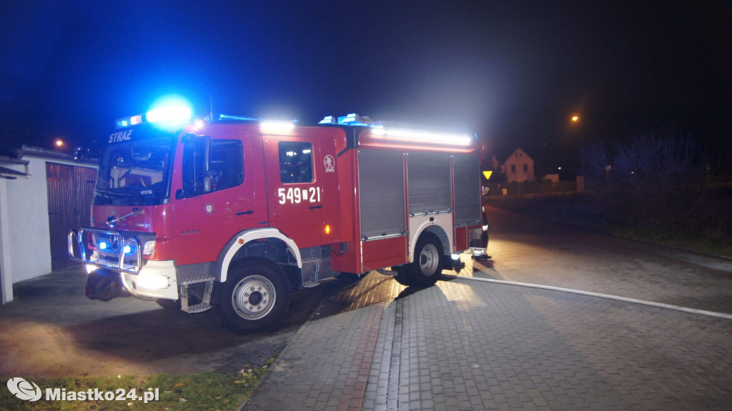 Pożar busa na ulicy Akacjowej w Białym Borze