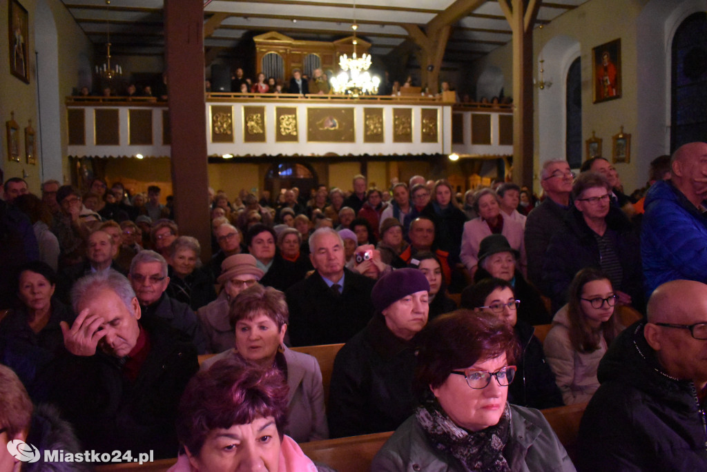 WARTO ŻYĆ - niesamowity koncert w kościele