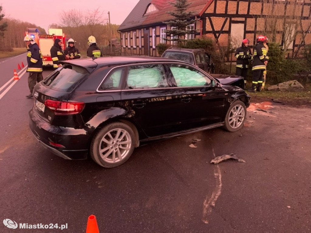 Wypadek w Bożance. Oplem zajechali drogę audi