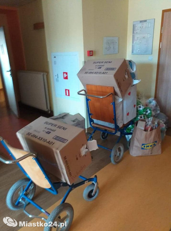 Bibliotekarze zebrali dary dla hospicjum