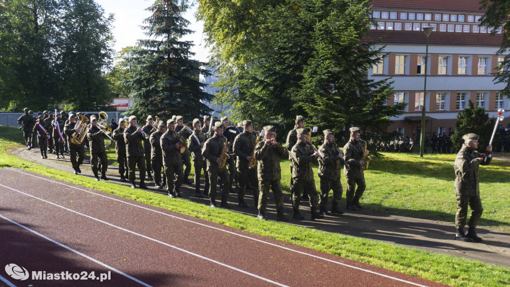 Ślubowanie klas mundurowych z ZS nr 7
