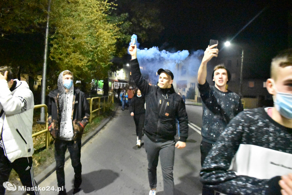 Protest kobiet. Ponad 1000 osób na ulicach miasta