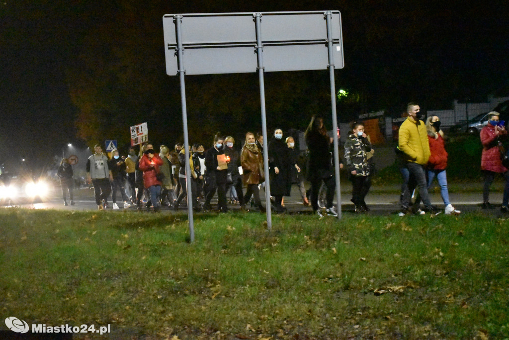 Protest kobiet. Ponad 1000 osób na ulicach miasta