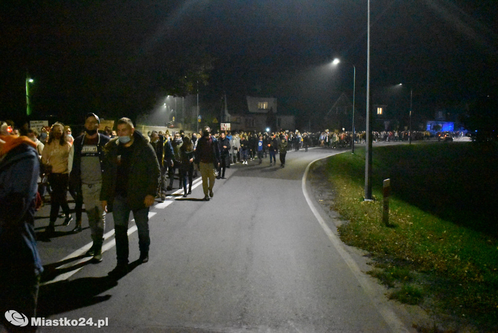 Protest kobiet. Ponad 1000 osób na ulicach miasta