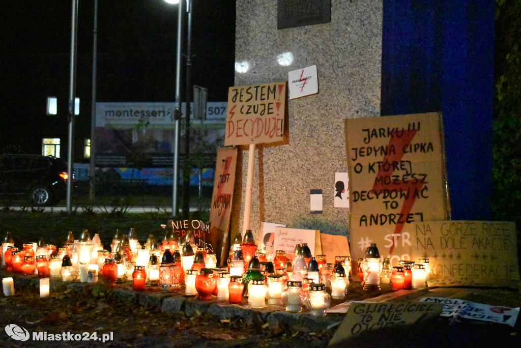 Protest kobiet. Ponad 1000 osób na ulicach miasta