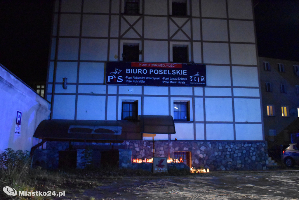 Protest w Miastku. Policja uspokajała tłum