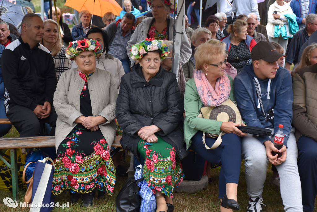 DOŻYNKI w Kowalewicach z Rolami w roli głównej