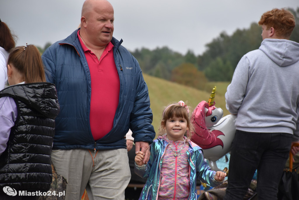 DOŻYNKI w Kowalewicach z Rolami w roli głównej