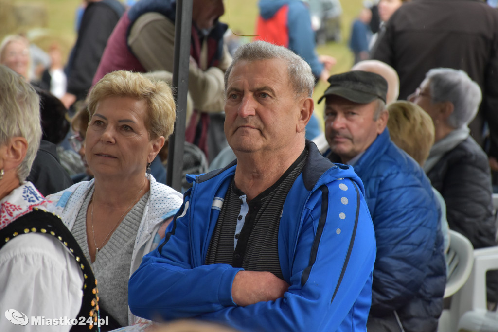 DOŻYNKI w Kowalewicach z Rolami w roli głównej