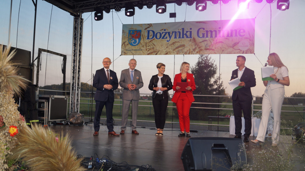 Dożynki Gminne w Trzebielinie [FOTO]