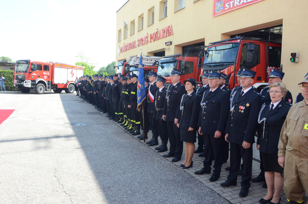 Powiatowe Obchody Dnia Strażaka [FOTO + AWANSE]