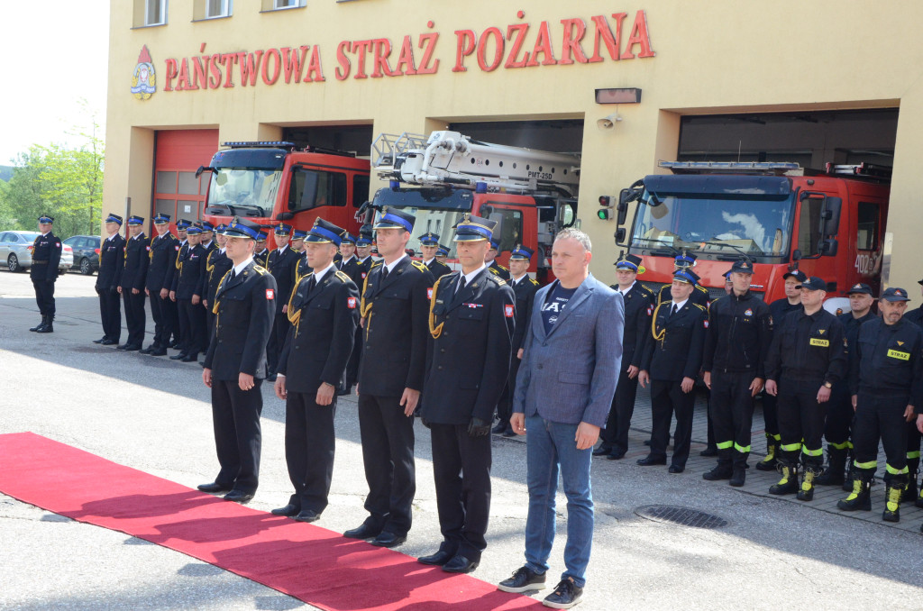 Powiatowe Obchody Dnia Strażaka [FOTO + AWANSE]