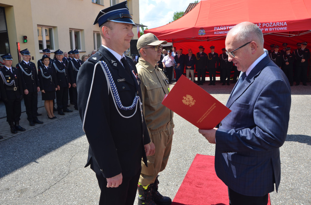 Powiatowe Obchody Dnia Strażaka [FOTO + AWANSE]