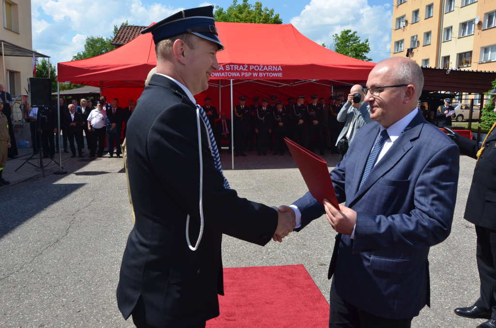 Powiatowe Obchody Dnia Strażaka [FOTO + AWANSE]