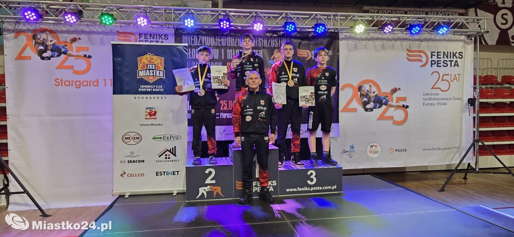 Miastko wróciło z mat z medalami