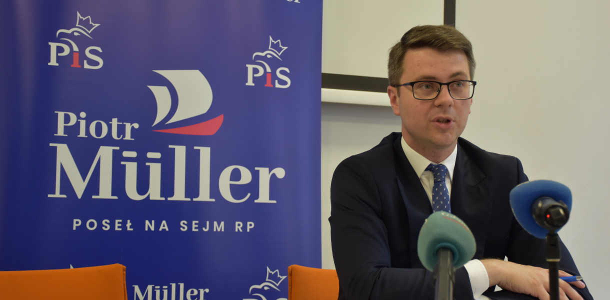 Poseł Piotr Muller nie odpowiedział na pytania