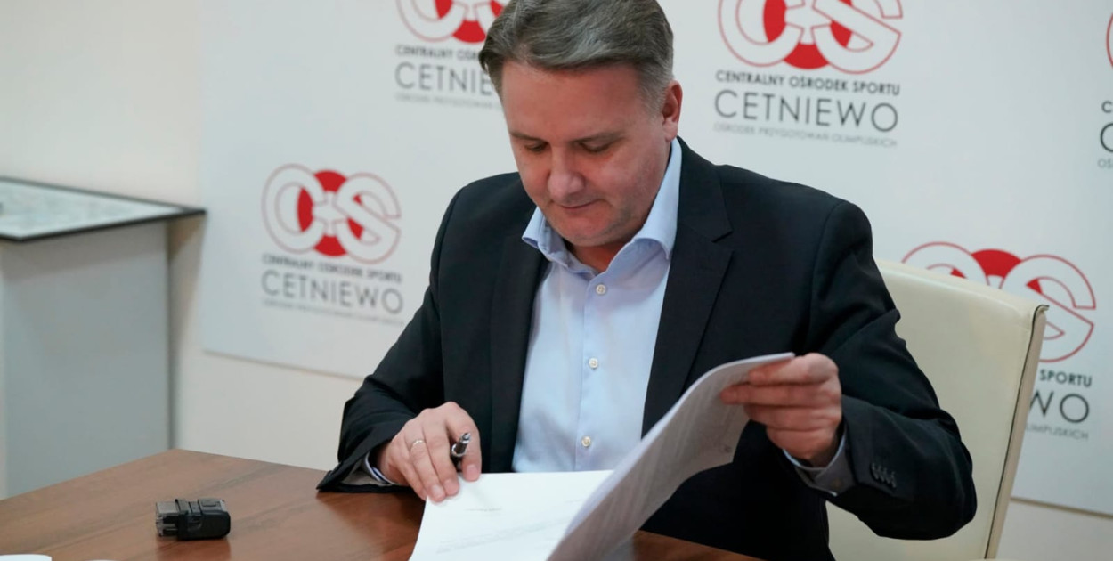 Michał Kowalski jest nowym posłem Prawa i Sprawiedliwości z naszego okręgu