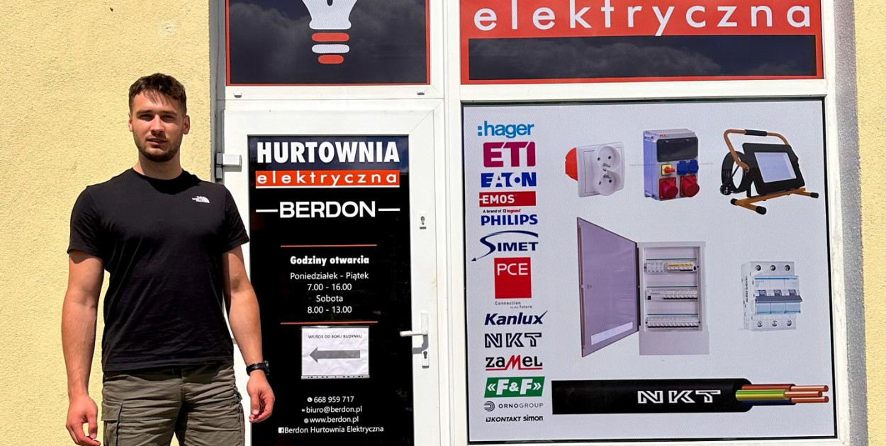 Maciej Spierewka zaprasza do nowej hurtowni elektrycznej Berdon w Miastku przy ul. Długiej 8