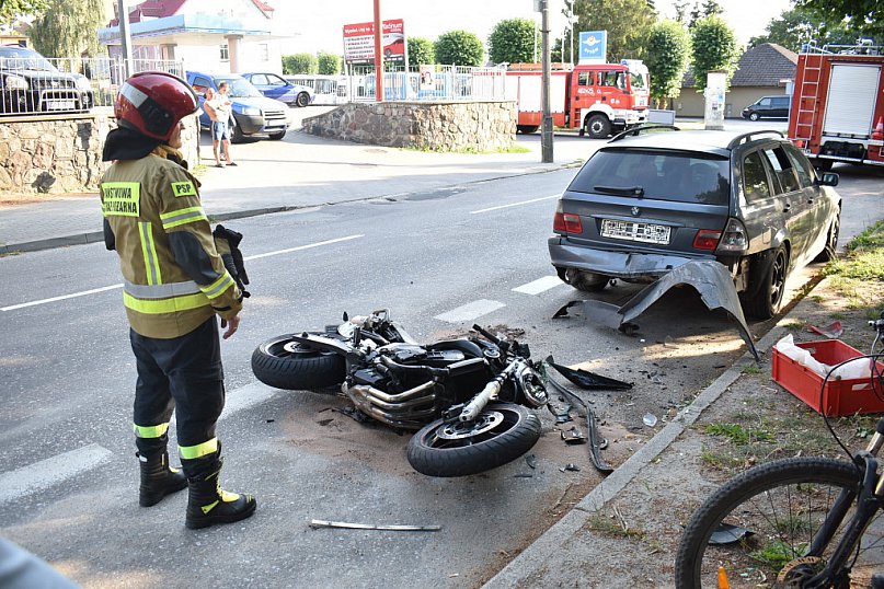 WYPADEK motocyklisty na ul. Dworcowej