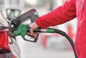 Ceny paliw. Kierowcy nie odczują zmian, eksperci mówią o "napiętej sytuacji"-12029
