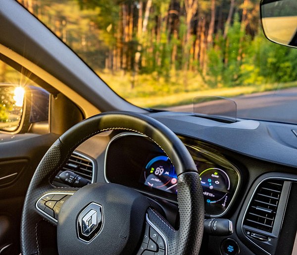 Masz to auto w garażu? Producent natychmiast wzywa na kontrolę!-16674