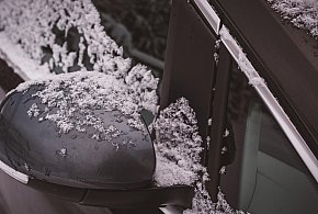 Zimowy atak w całej Polsce. Kierowców czeka kosztowna niespodzianka-17181