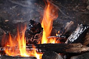 Rośnie kara. Jeden błąd przy ogniu i 30 tys. zł nie twoje!-17393