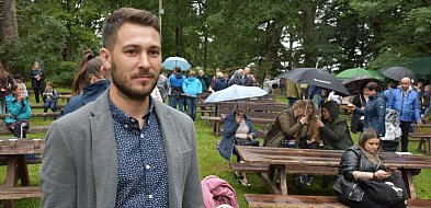 ODEJŚCIE bez fajerwerków. Adrian Kundro rezygnuje z mandatu radnego-17496