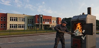 Szkoła w Miastku ogrzewana olejem za ponad 234 tys. zł. Czy to ma sens?