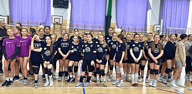 Siatkarki UKS MORENA Miastko nie do zatrzymania – grad medali w Bytowie