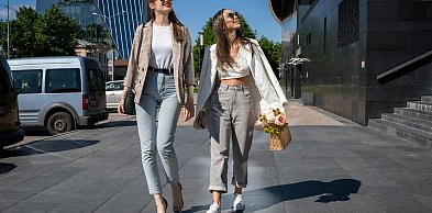 Moda szyta w Polsce – dlaczego warto inwestować w lokalne marki premium?