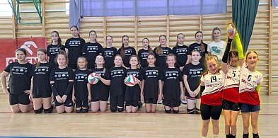 Świetny występ siatkarek w turnieju o Puchar Małgorzaty Glinki-17070