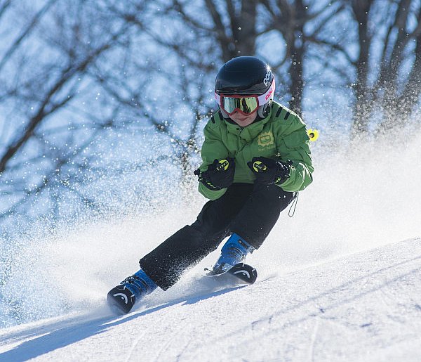 Ferie zimowe po nowemu. Decyzja MEN rozwścieczyła tysiące rodziców-17049