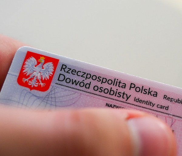 Nie musisz już biec do fotografa. Zdjęcie do dokumentów zrobisz w domu-17418