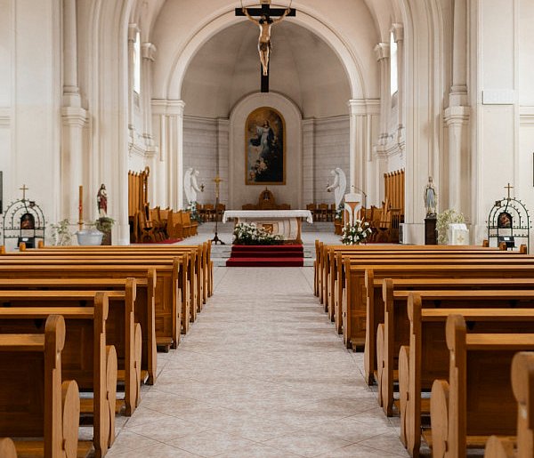 Miliony na Kościół w 2026 roku. Państwo co roku dokłada do duchownych-17548